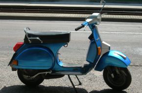 Foto-Vespa-PX-200-E